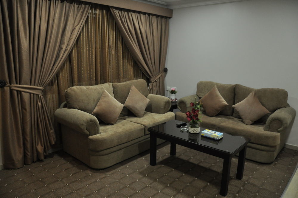 Oyo 411 Moon Hotel Dammam Exterior foto