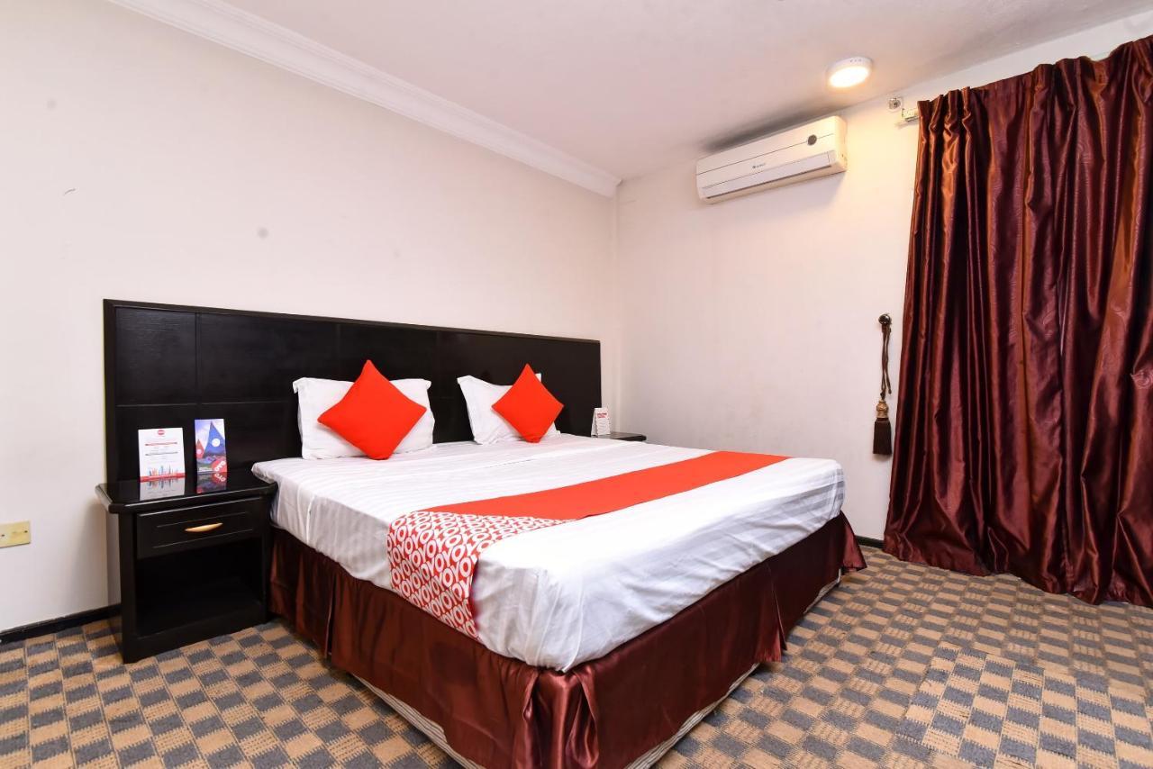 Oyo 411 Moon Hotel Dammam Exterior foto